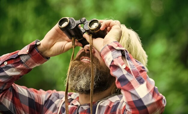 Title: Unleashing the Power of Nature Observation: A Detailed Review of Sig ZULU8 HDX 10x42 Binoculars