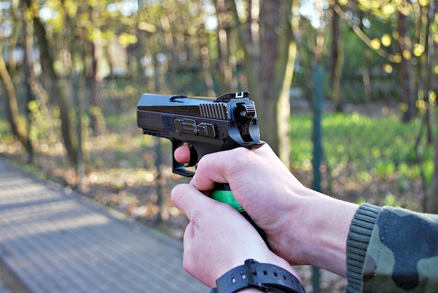 Maximizing Accuracy with the Ruger MAX-9 and Optic Included